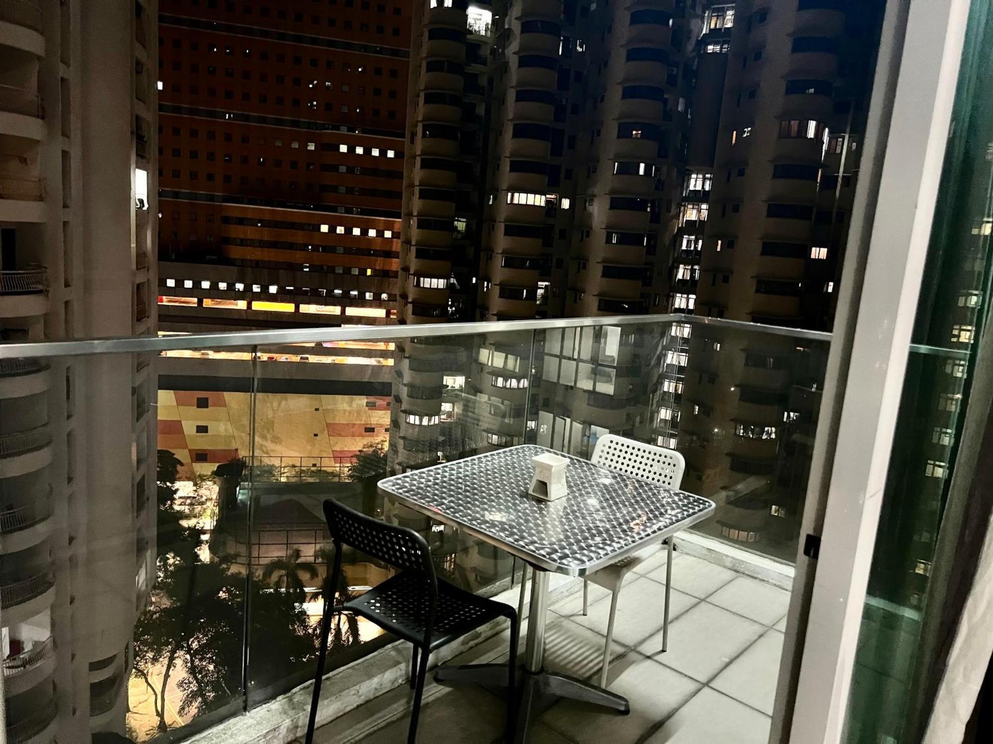 Regalia Suites 424 Kuala Lumpur Exterior photo