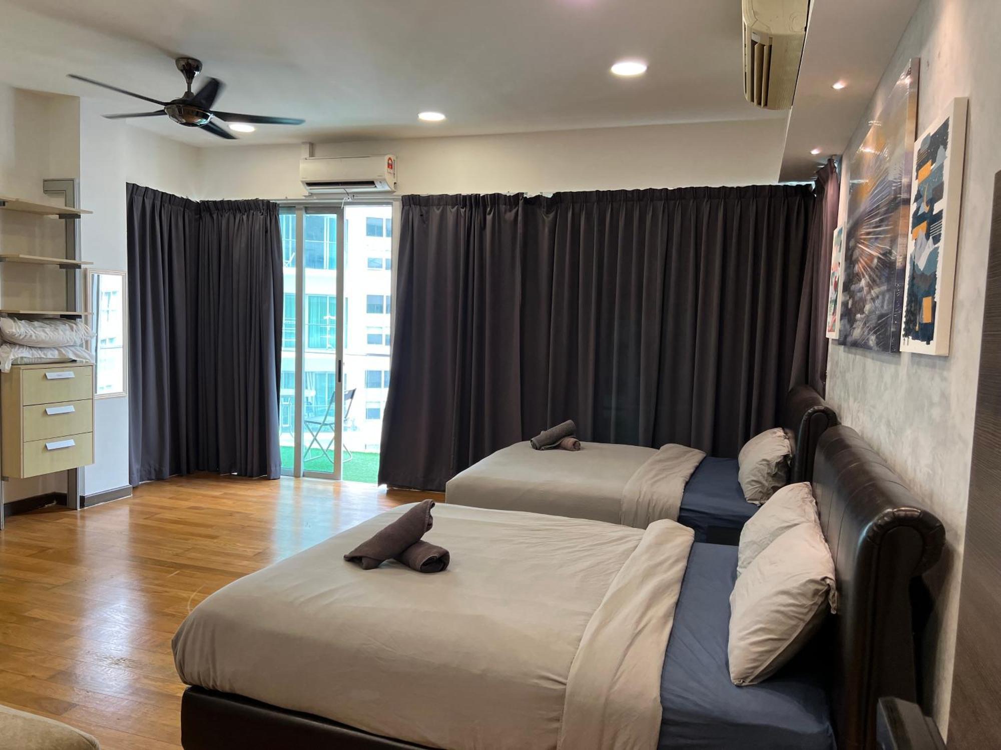 Regalia Suites 424 Kuala Lumpur Exterior photo